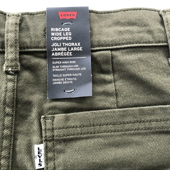 Levi’s Ribcage Wide Leg Crop- NEW WITH TAGS - Picture 9 of 15